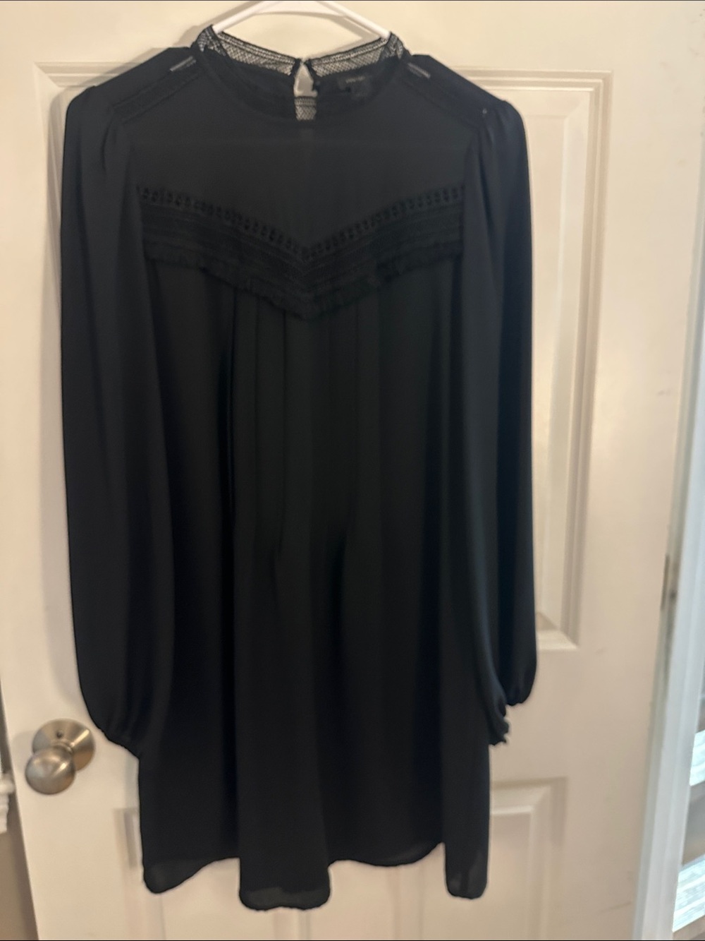 Ann Taylor Black Long-Sleeve Lace Yoke Shift Dress